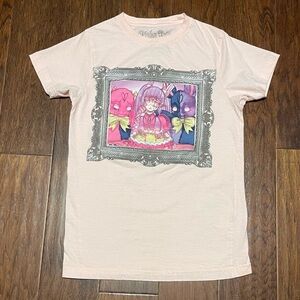 Hot Topic Pinku Kult Anime Girl Video Game Light Pink Graphic T-Shirt